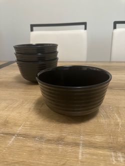 4  Ribbed Bowls
