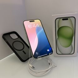 iPhone 15 128GB Unlocked - Green - Mint Condition + Box & Case + Charger