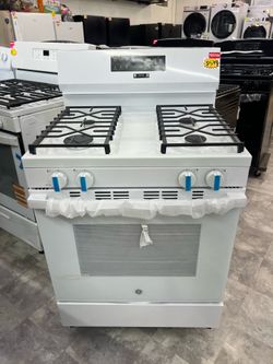 Ge gas stove 4 burners in color white