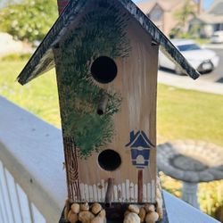 Birdhouse 