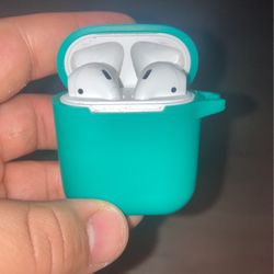 AirPods With Case