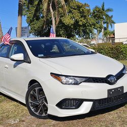 2017 TOYOTA COROLLA IM HATCHBACK 