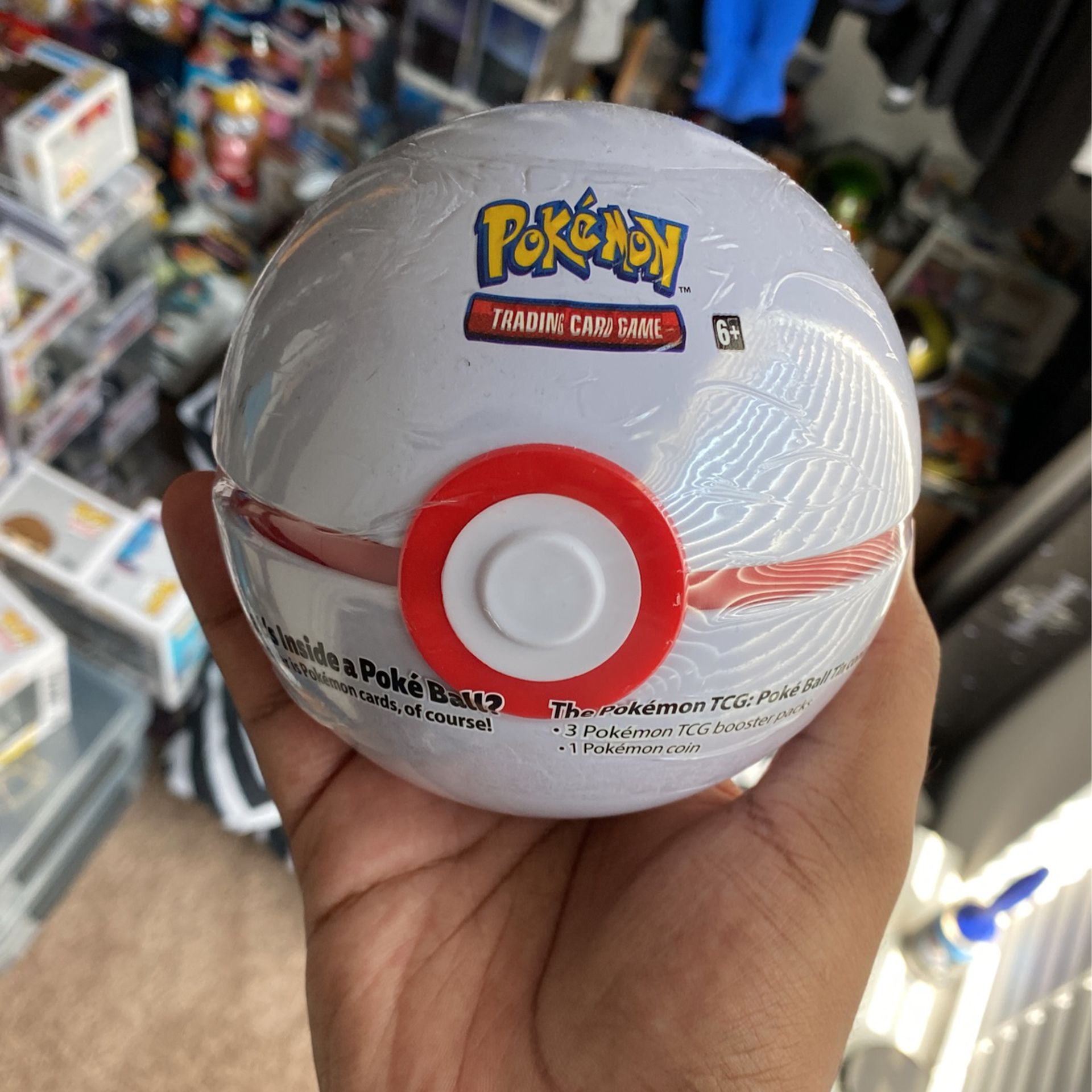 Pokemon TCG: Poke Ball Tin Premier Ball - 3 Booster Packs And Coin