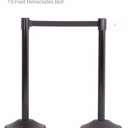 Stanchion With 13-Foot Retractable Belt