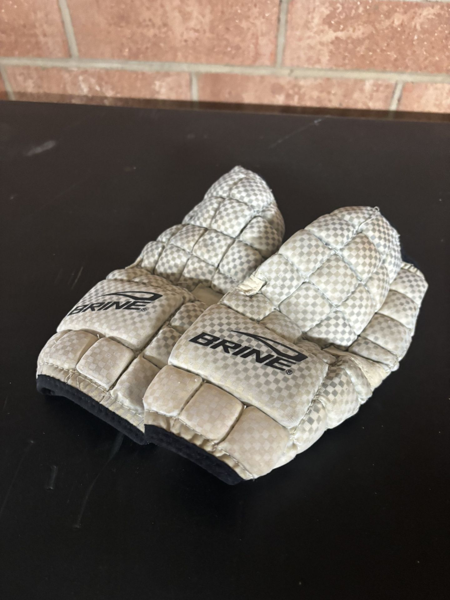 Brine Lacrosse Elbow Pads