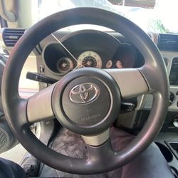 2007-2014 Toyota FJ Cruiser Steering Wheel Assembly 