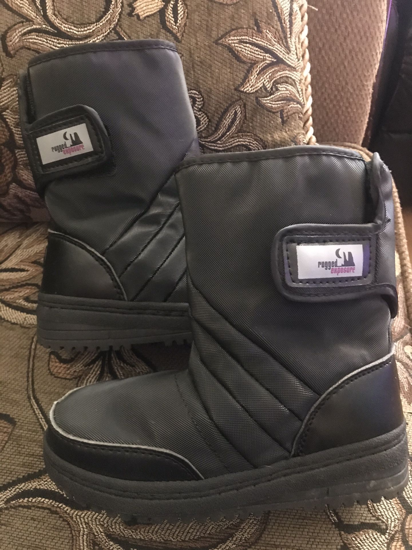 Kids snow boots