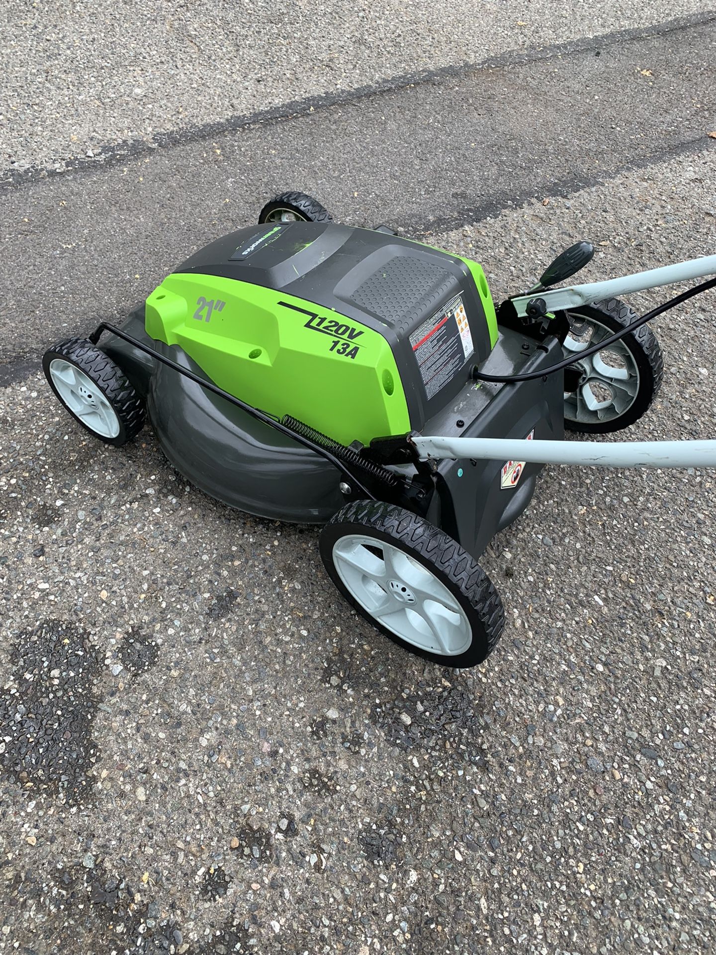 GreenWorks 120v 13A Electric Lawnmower Works Great for Sale in Bremerton WA OfferUp