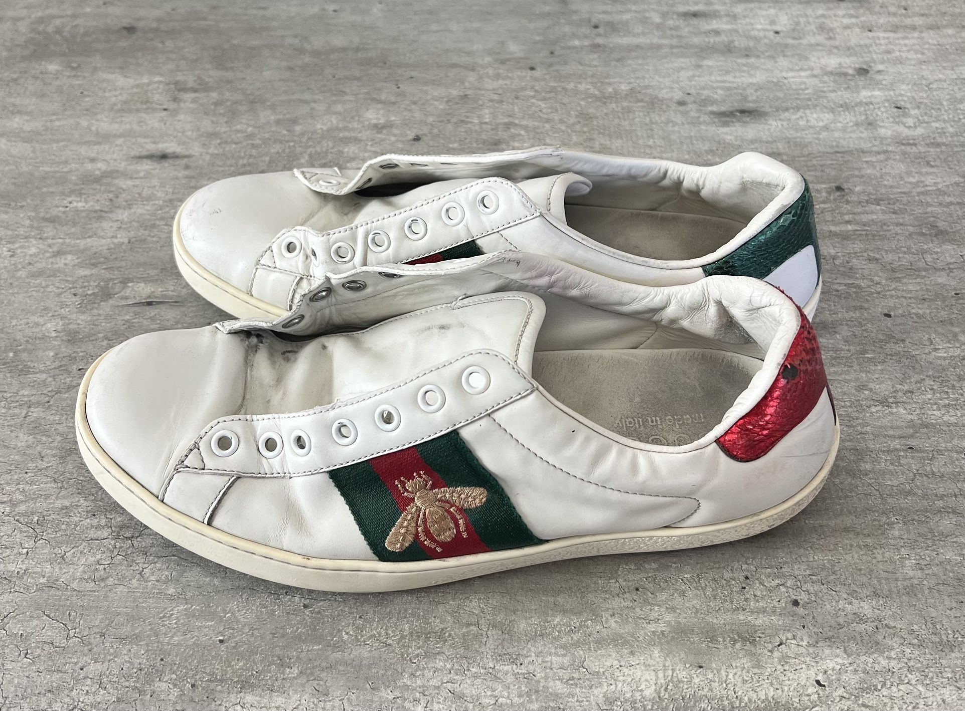 Gucci White Leather Ace Web Gold Bee Sneakers Size 8 Mens