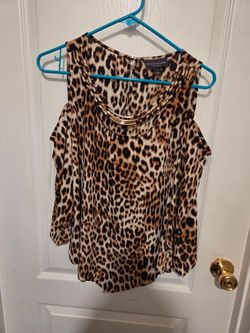 Bold Elements Leopard Print Cold Shoulder Top