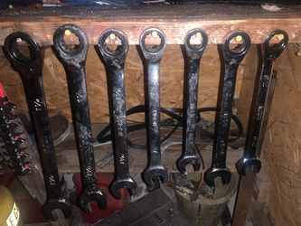 ICON Ratcheting Combination Wrench Set