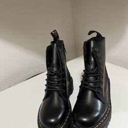 ✨New Dr. Marten Jadon Smooth Leather Platforms