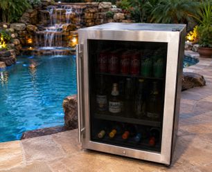 Like NEW  built-in Kegco wine cooler REFRIGERATOR *MAKEanOFFER*