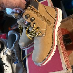 Ecko Boots Size 11 