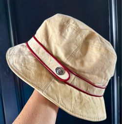 Vintage coach hat : year 2005