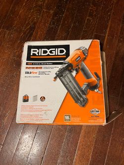 RIDGID 2-1/8 in. 18-Gauge Brad Nailer R213BNE
