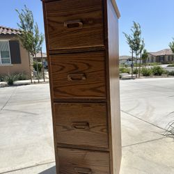 4 Drawer File Cabinet 