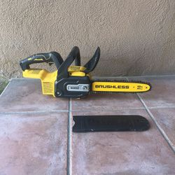 DEWALT 20V MAX 12 in. Cordless Battery Powered Chainsaw (Tool Only)