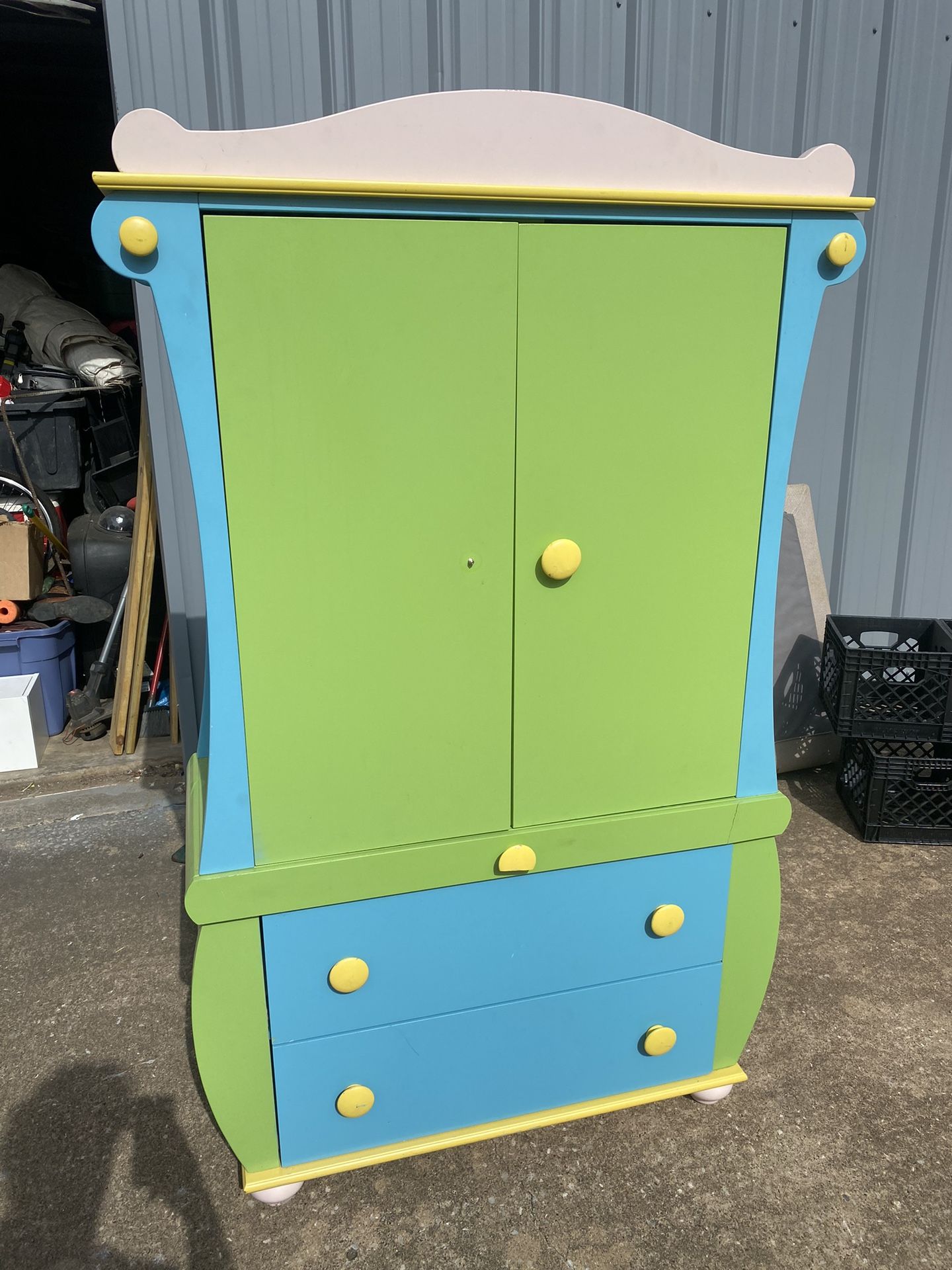 Powell Sunday Funnies Dresser / Hutch