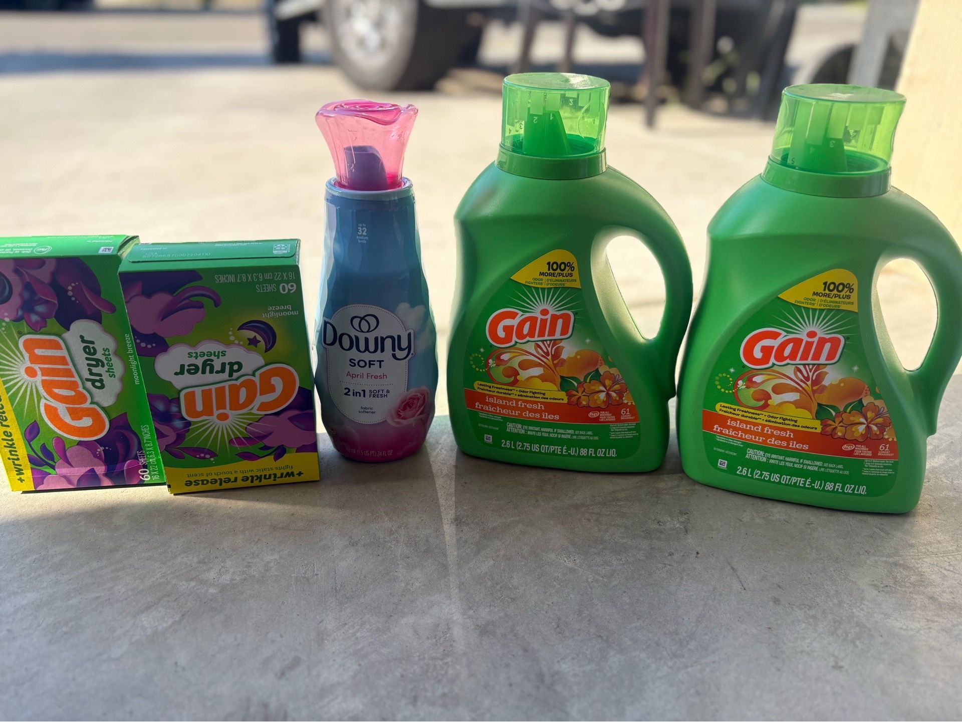 Gain detergent, dryer sheets & downy fabric softner