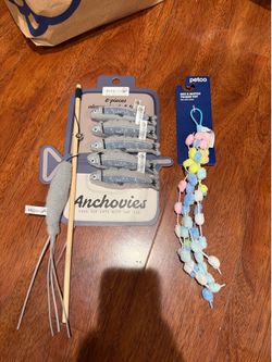 Brand new pet toys for cats and dogs.