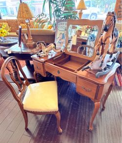 1950’s Vanity - 50% OFF OFFER!!!