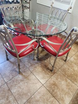 DINING SET WITH FREE BAKERS RACK