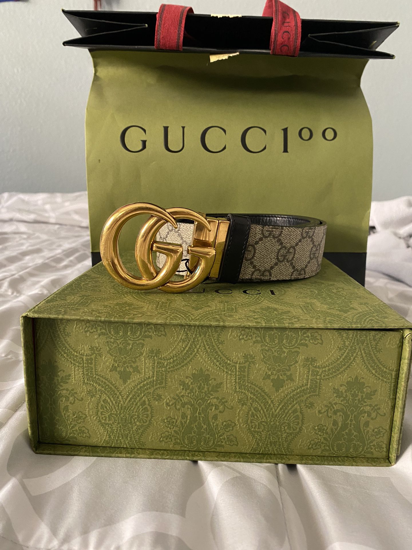 Unisex Reversible Gucci Belt 