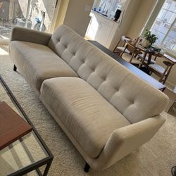 Great condition couch! 