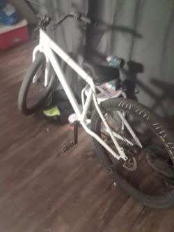 Throne Goon Xl 27.5
