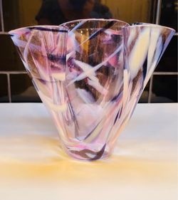 Vintage hand blown ruffled handkerchief vase