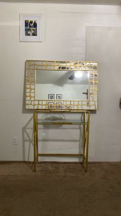 Vanity whit chair
