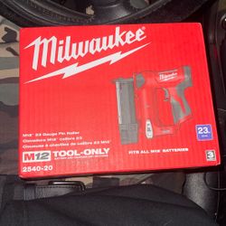 M12 23 Gauge Pin Nailer 
