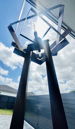 Floor lamp .72 “ Tall . Indoor