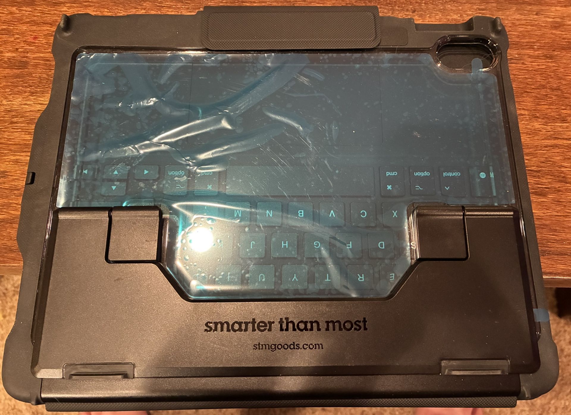 10th Generation iPad Case With Keyboard And Trackpad