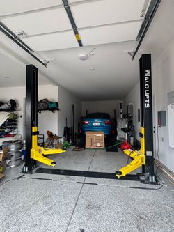 2&4 ‼️post lift with warranty ‼️