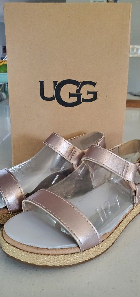 Ugg Sandals - Girls' 11 - New