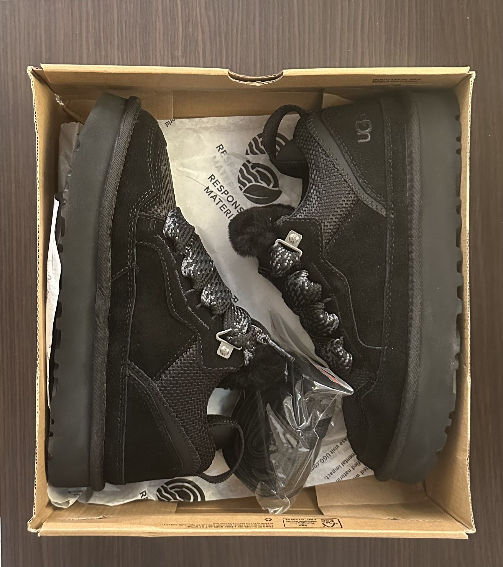 Ugg Lowmel Sneakers (9W)