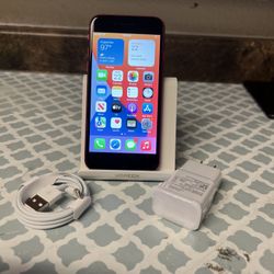 iPhone 7 128 GB Unlocked For All Carriers 