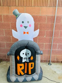 Halloween inflatable