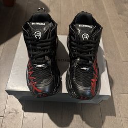 Balenciaga Runner “Black Graffiti”