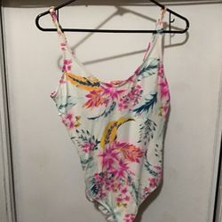 Women’s bathing suit swimwear size M medium Ambrielle 