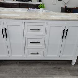 Bathroom Vanity 61" 