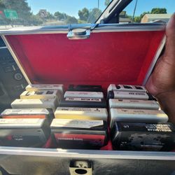 8 Track Tapes Set 15 Tapes With Case Elvis Doobie Brothers, Willie Nelson