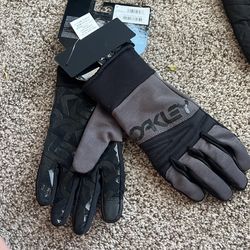 Gloves