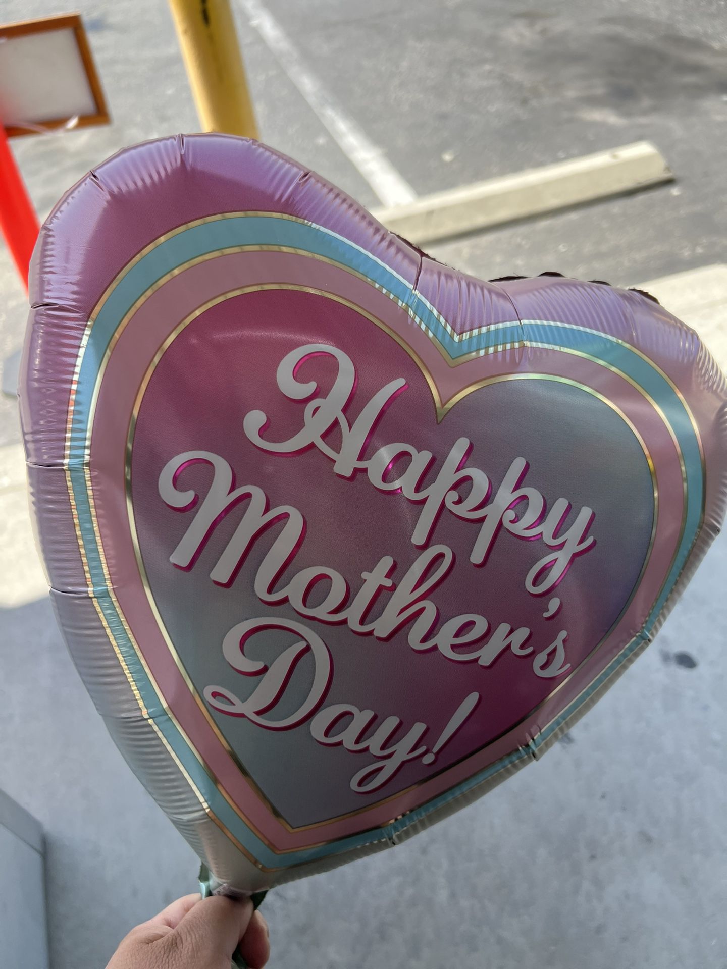 Mother’s Day Balloons 