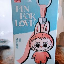 Labubu Pin For Love Series Letter Z