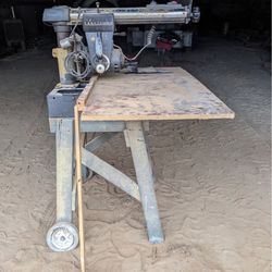 Radial arm saw