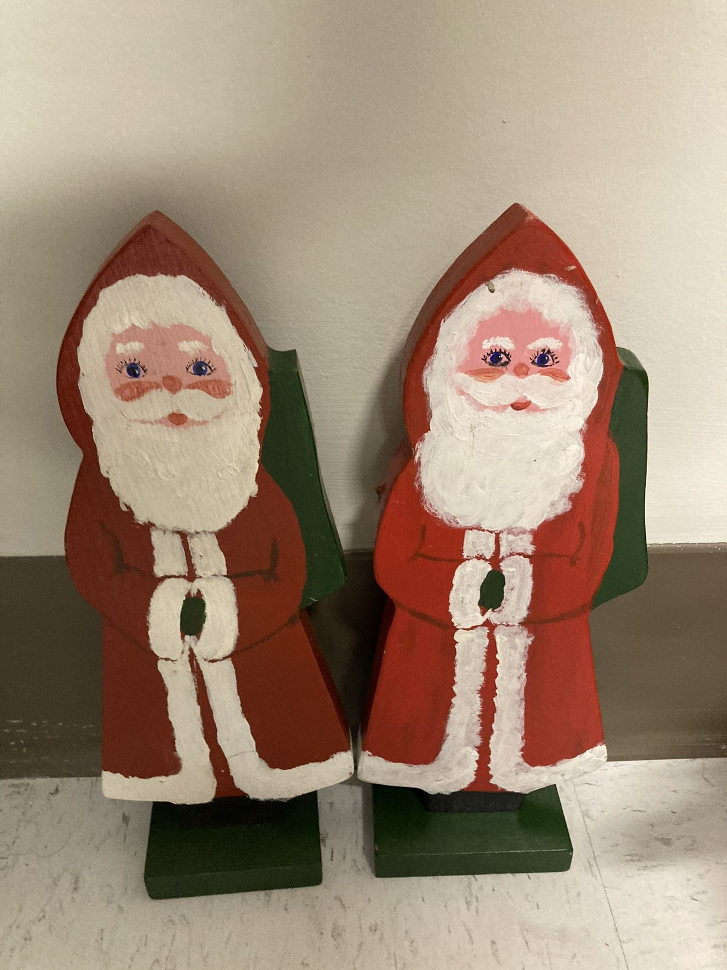 13 inch hand painted wooden Santa’s- 2 count
