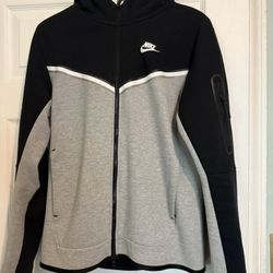 Nike Tech Fleece Zip Up